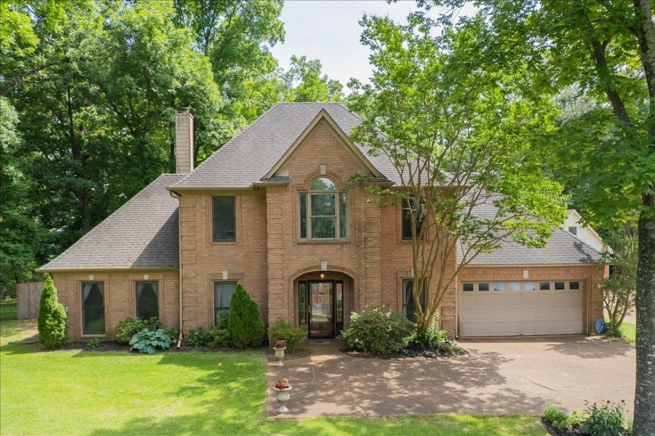 7733 Sunny Trail Dr, Bartlett, TN 38135 Main Photo