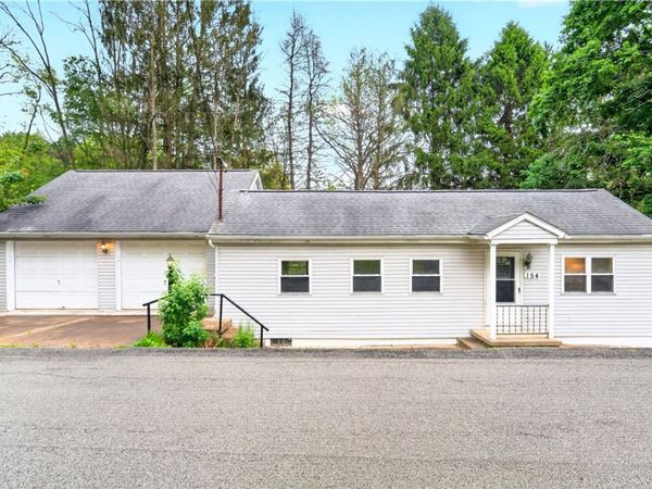 154 Ashbaugh Road , Jeannette, PA 15644