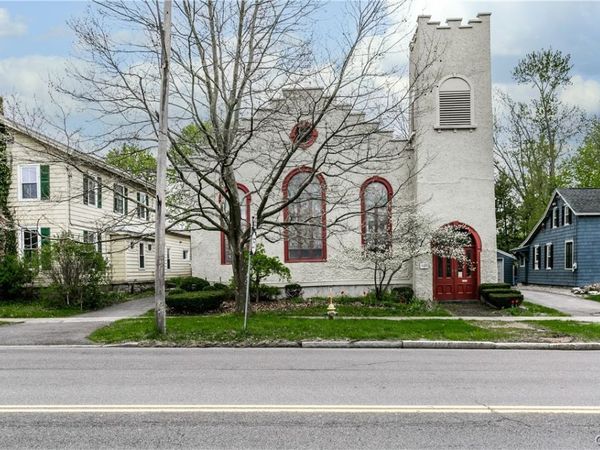304 East Genesee Street , Fayetteville, NY 13066