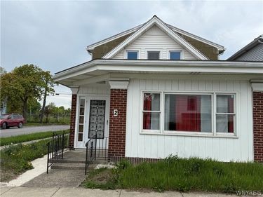 2 Rowan Road , Buffalo, NY 14215