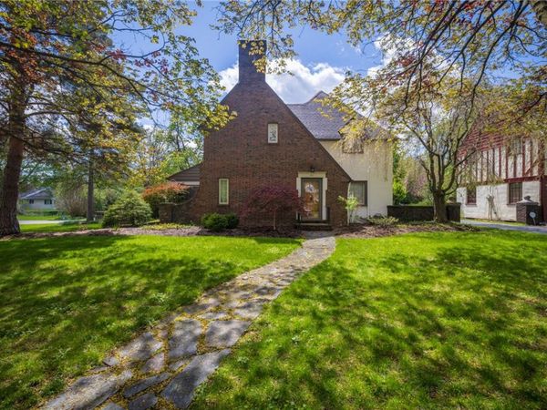 91 Avalon Drive , Rochester, NY 14618