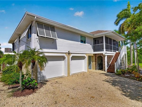 485 Peachtree RD, SANIBEL, FL 33957