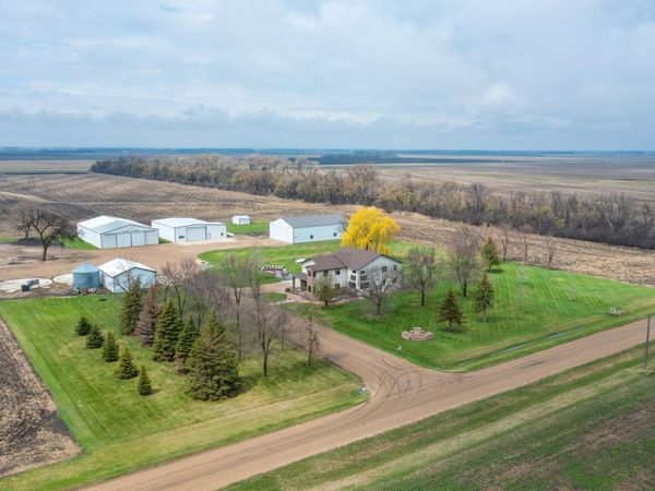 6435 172nd Avenue SE, Colfax, ND 58018