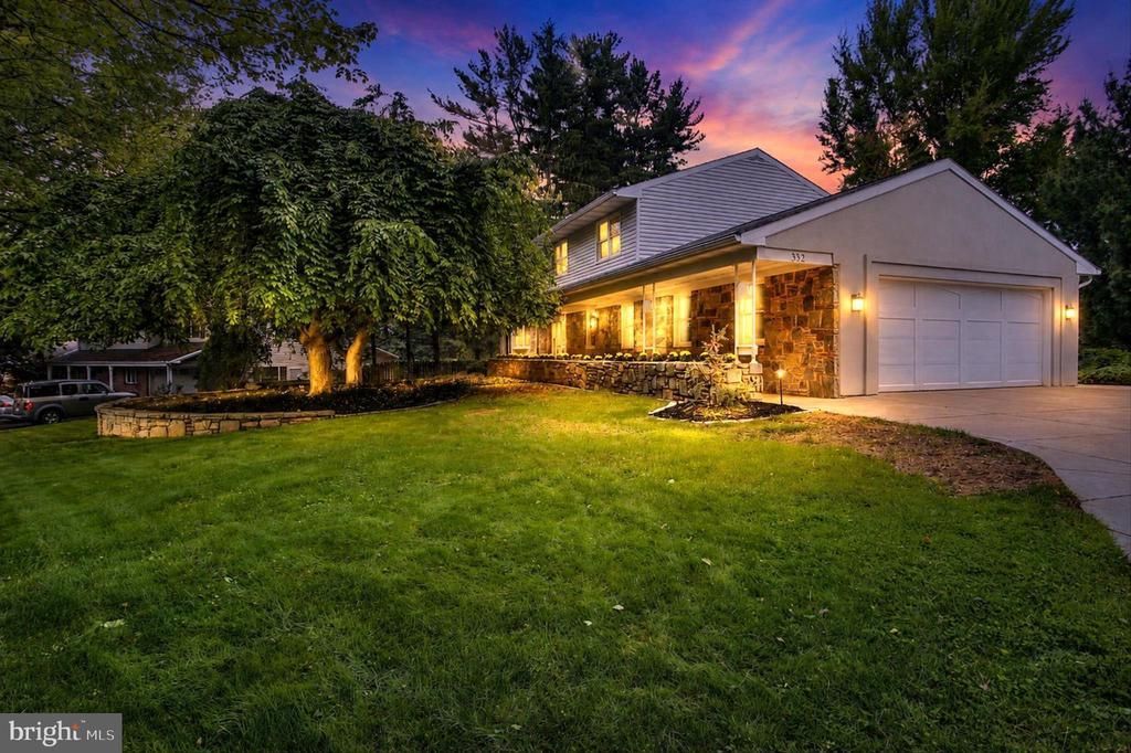 332 Blacklatch Lane, Camp Hill, PA 17011 Main Photo