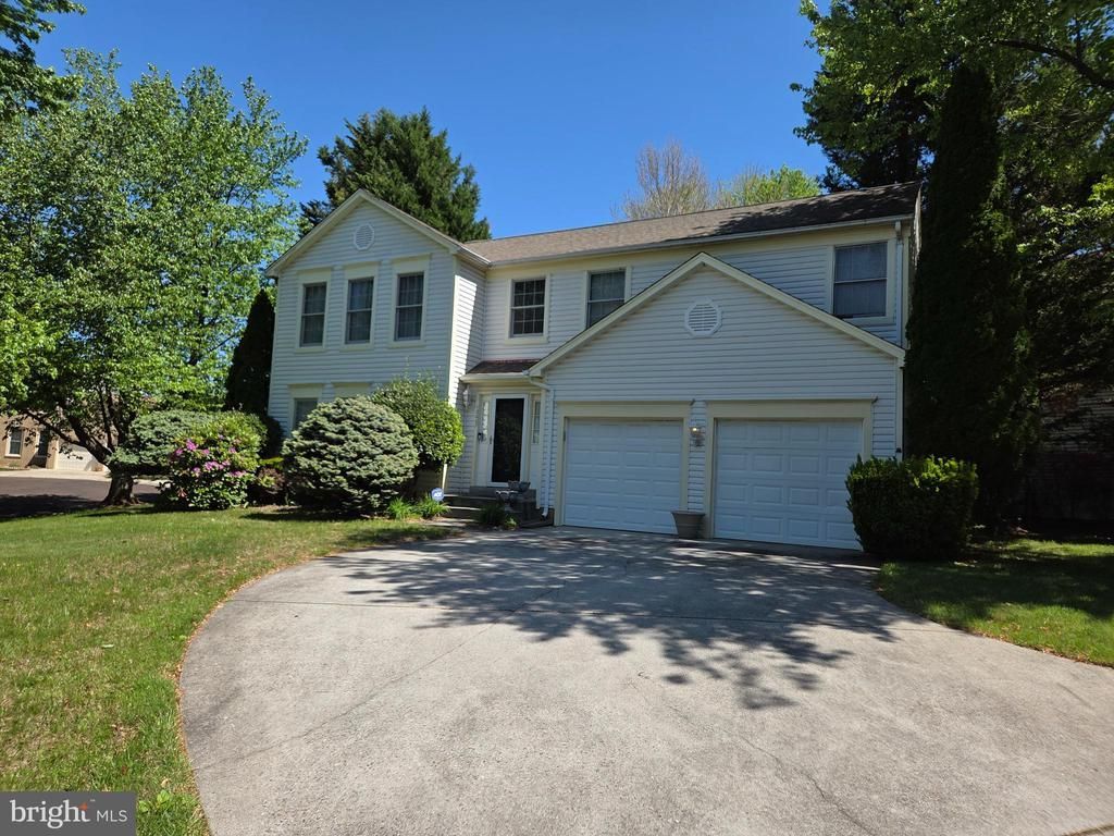 12007 LEATHERBARK WAY, GERMANTOWN, MD 20874