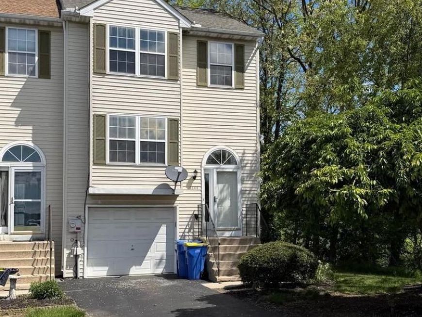 5844 Fordham Avenue, Harrisburg, PA 17111 Main Photo