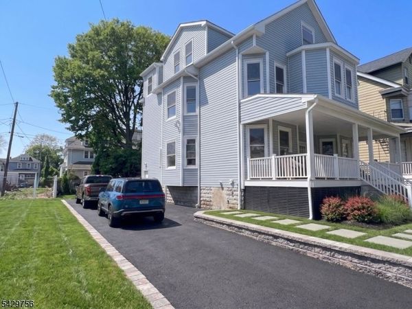 14 Nye Ave, Newark, NJ 07112