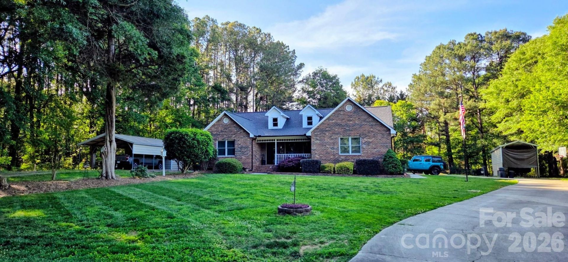 1240 Petes Road, Lincolnton, NC 28092 Main Photo