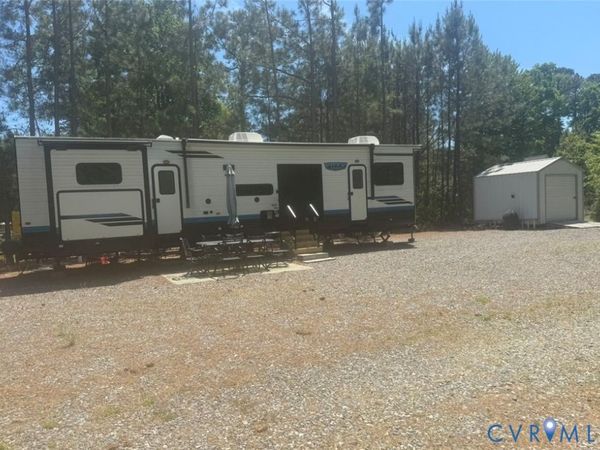 13 W Parker Road , Reedville, VA 22539