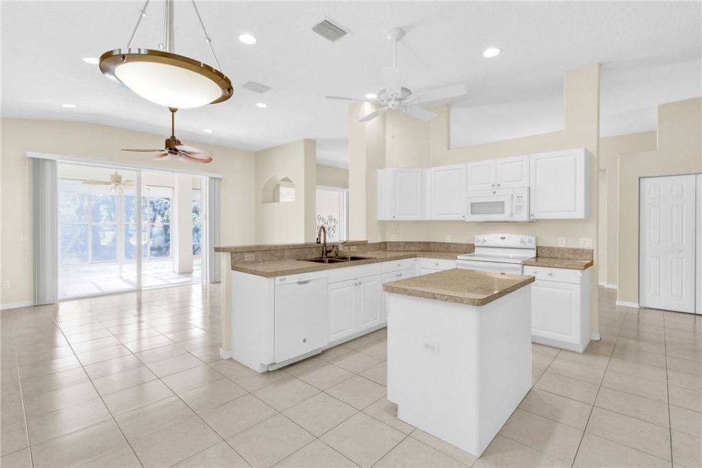 1303 Shoreline Circle, Sebastian, FL 32958 Photo