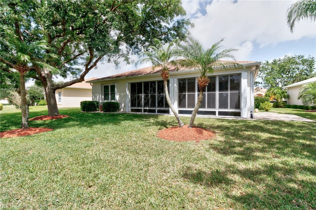 1303 Shoreline Circle, Sebastian, FL 32958 Photo