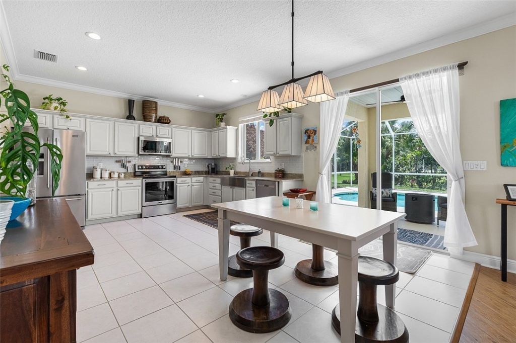 6455 36th Lane, Vero Beach, FL 32966 Photo
