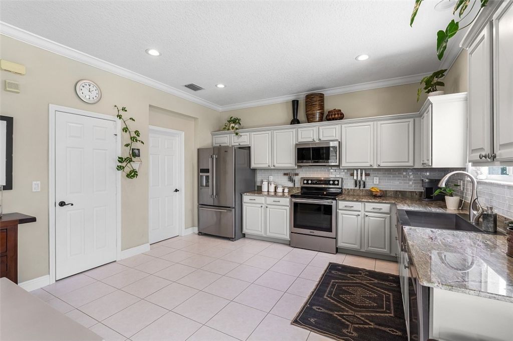 6455 36th Lane, Vero Beach, FL 32966 Photo
