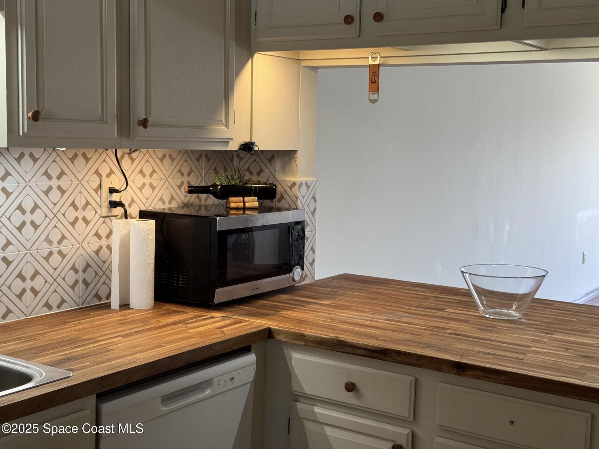 201 International Drive , Unit 124, Cape Canaveral, FL 32920 Photo