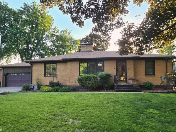 727 Haskell Street, Burlington, IA 52601