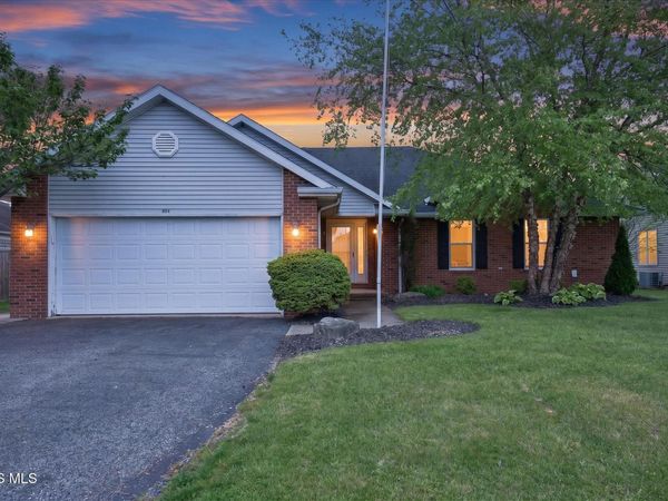 804 Hunters Creek Drive, Findlay, OH 45840