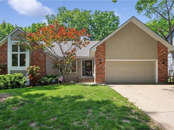 12428 Lamar Avenue, Leawood, KS 66209