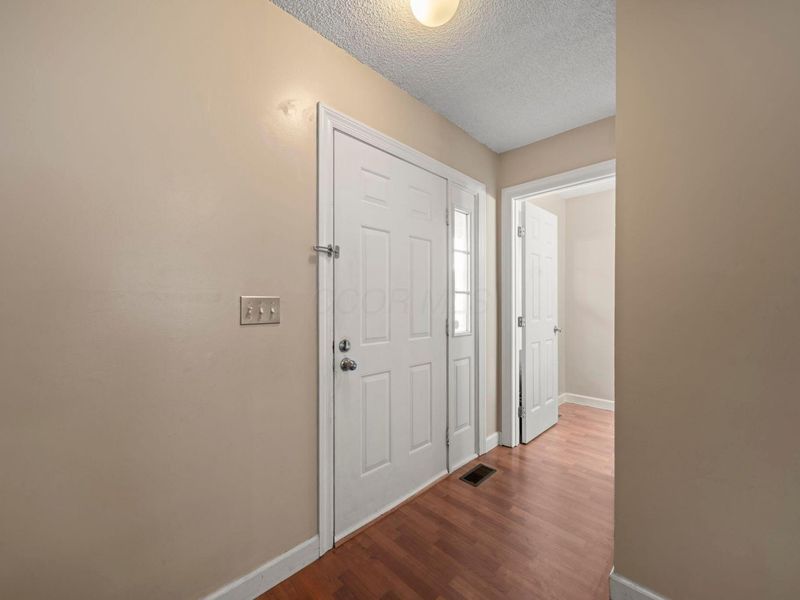 5398 Coral Berry Drive , Unit 70D, Columbus, OH 43235 Photo 7