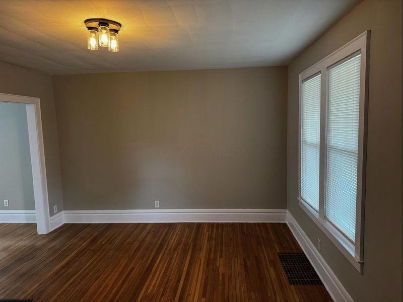 329 S Richardson Avenue , Columbus, OH 43204 Photo 7