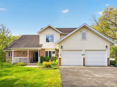W7183 Breneman Road, Pardeeville, WI 53954