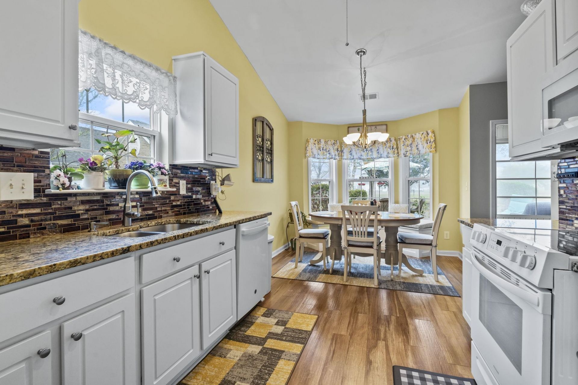 300 Conchal Ct.  Photo 11