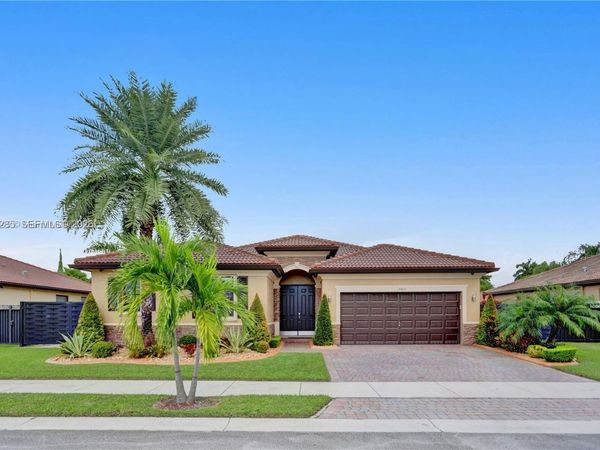 15413 SW 116th Ter , Miami, FL 33196