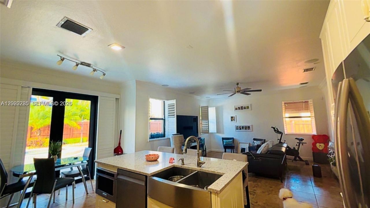 15413 SW 116th Ter, Miami, FL 33196 Photo