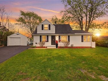 9 Willow Court, Cheektowaga, NY 14225