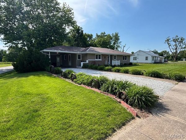 215 S Oak Street , Monroe City, MO 63456