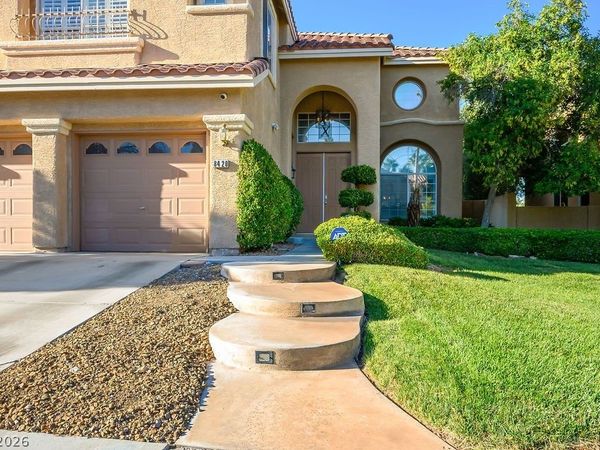 8420 Desert Quail Drive , Las Vegas, NV 89128