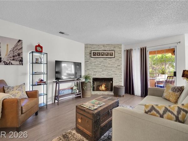 2200 S Fort Apache Road, Unit 2221, Las Vegas, NV 89117