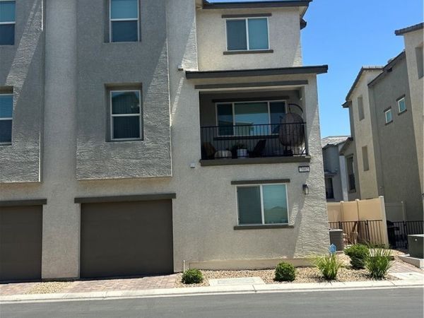 7002 Midnight Bronze Street , North Las Vegas, NV 89086