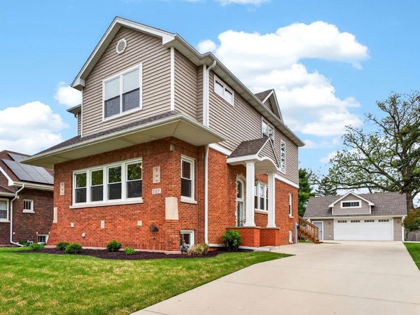 1117 Margret Street , Des Plaines, IL 60016