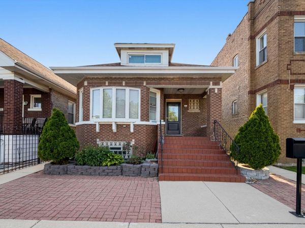 5826 S Sacramento Avenue, Chicago, IL 60629