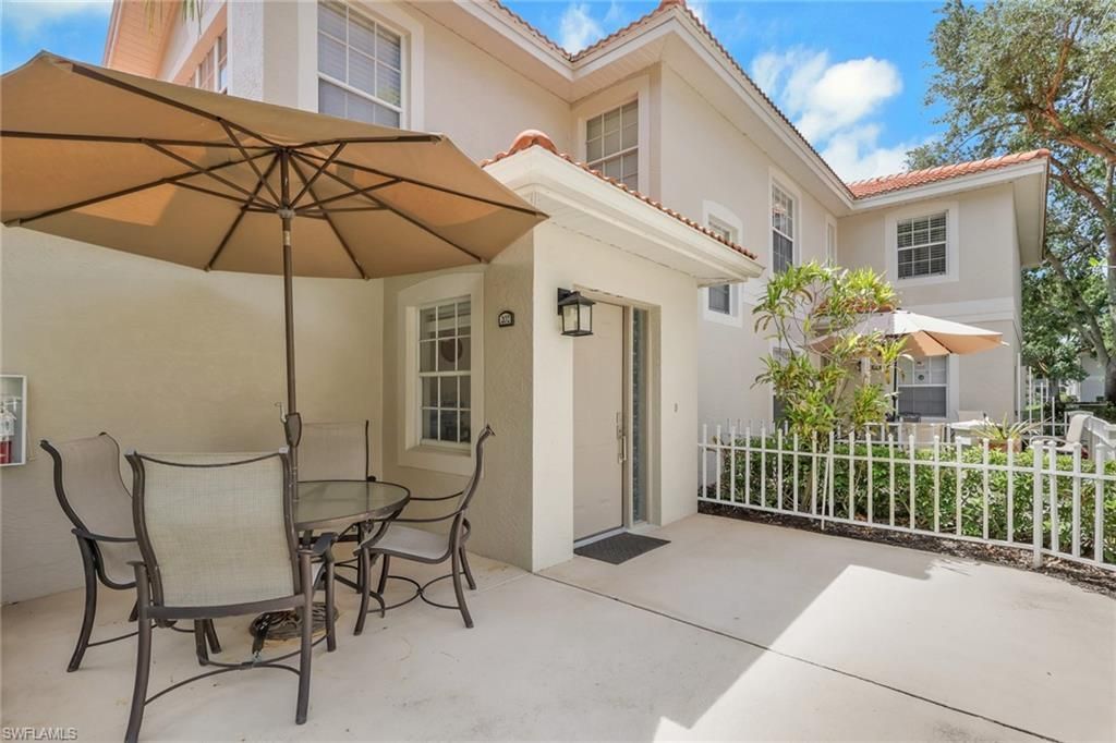 7648 Oleander Gate Dr, Unit H202, Naples, FL 34109 Photo