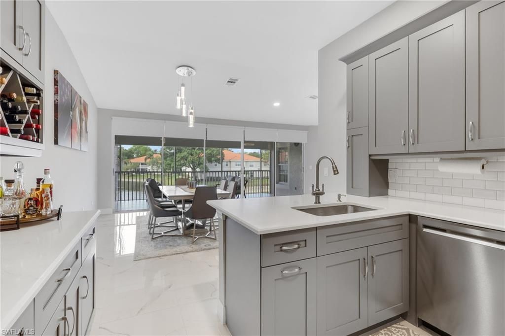 7648 Oleander Gate Dr, Unit H202, Naples, FL 34109 Photo