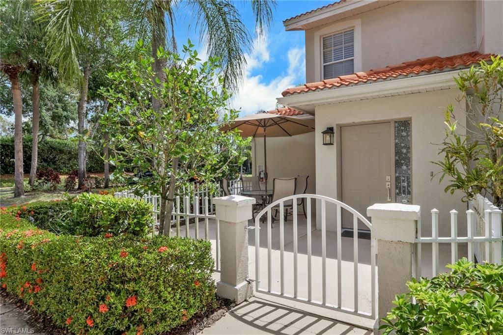 7648 Oleander Gate Dr, Unit H202, Naples, FL 34109 Photo