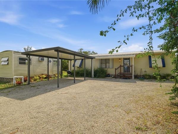 112 Cardinal CT , EVERGLADES CITY, FL 34141
