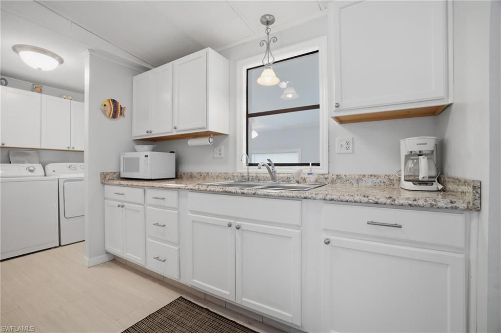 112 Cardinal Ct, Everglades City, FL 34141 Photo