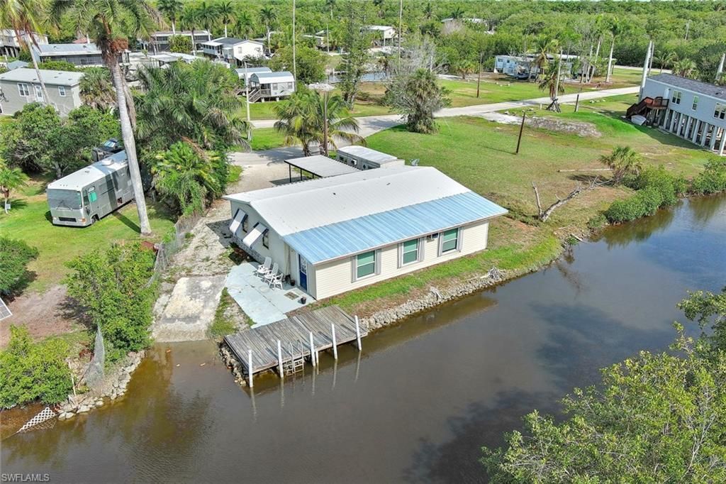 112 Cardinal Ct, Everglades City, FL 34141 Photo