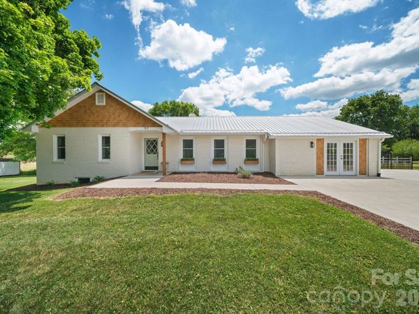 97 Paul Holland Road, Canton, NC 28716
