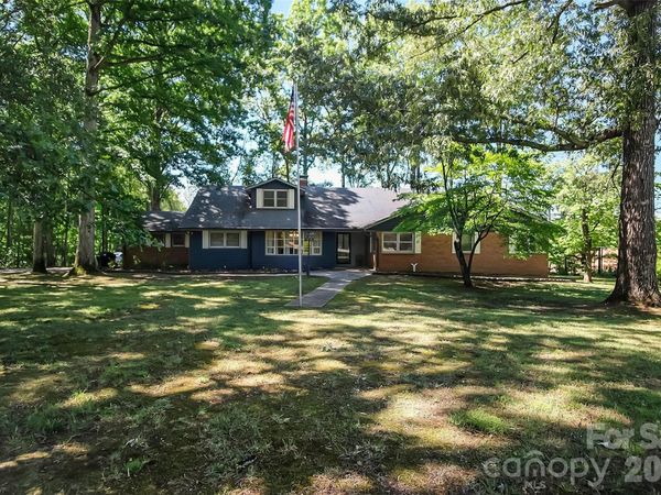 808 Old Mt Holly Road , Stanley, NC 28164