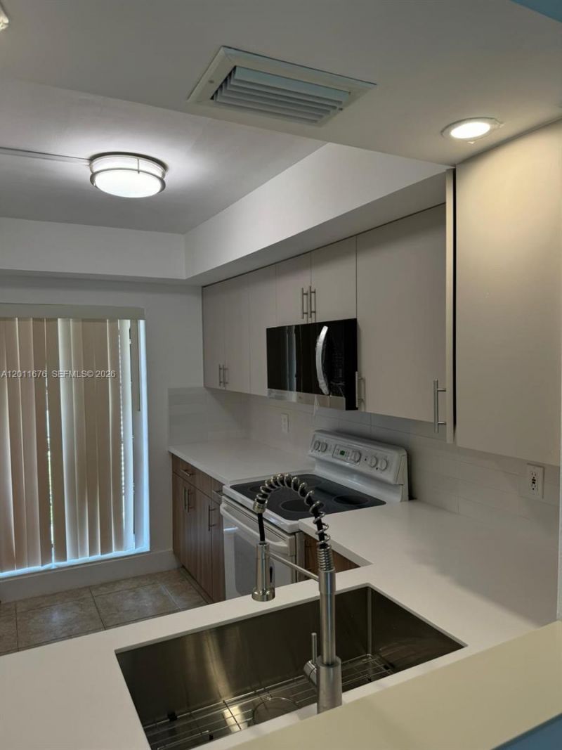 2355 SW 15th St , Unit 73, Deerfield Beach, FL 33442 Photo