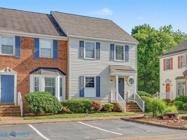 6 Capps Qtrs, Unit 2, Hampton, VA 23669