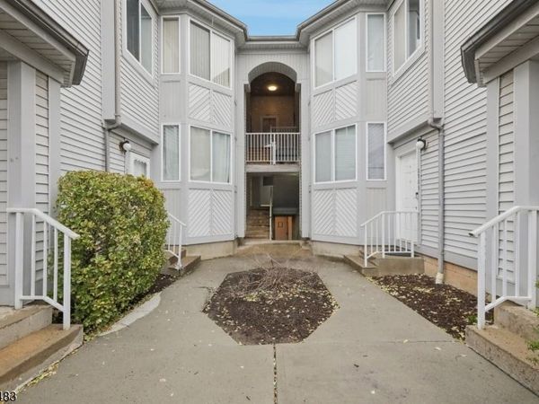 2902 Jesse Way, Piscataway, NJ 08854