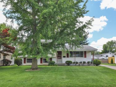 999 Brentford Drive, Columbus, OH 43220
