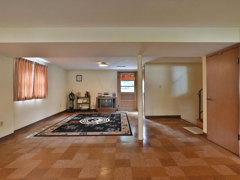 999 Brentford Drive, Columbus, OH 43220 Photo 29