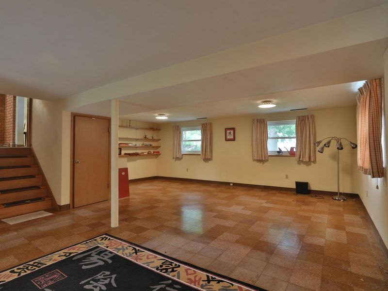999 Brentford Drive, Columbus, OH 43220 Photo 30