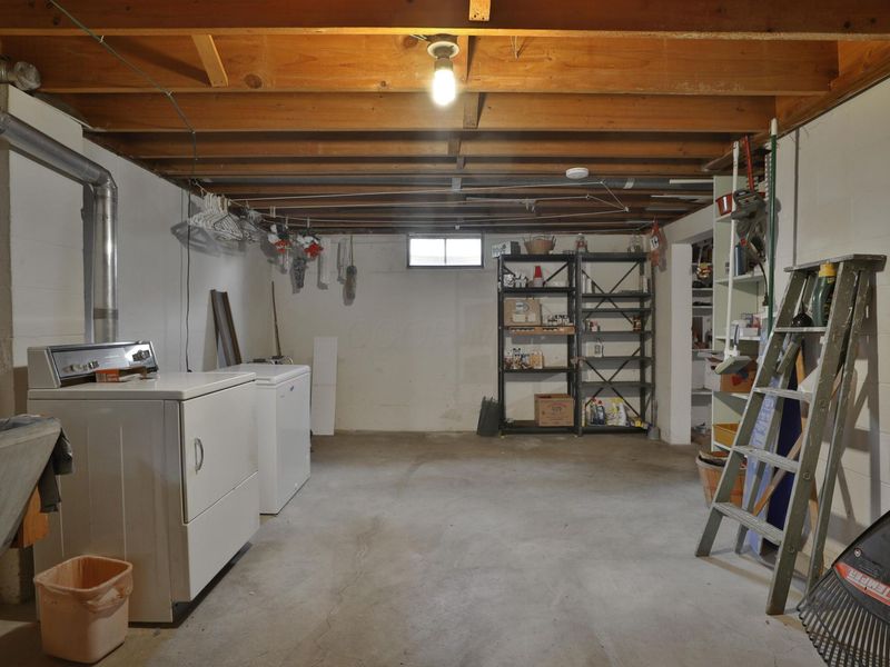 999 Brentford Drive, Columbus, OH 43220 Photo 34