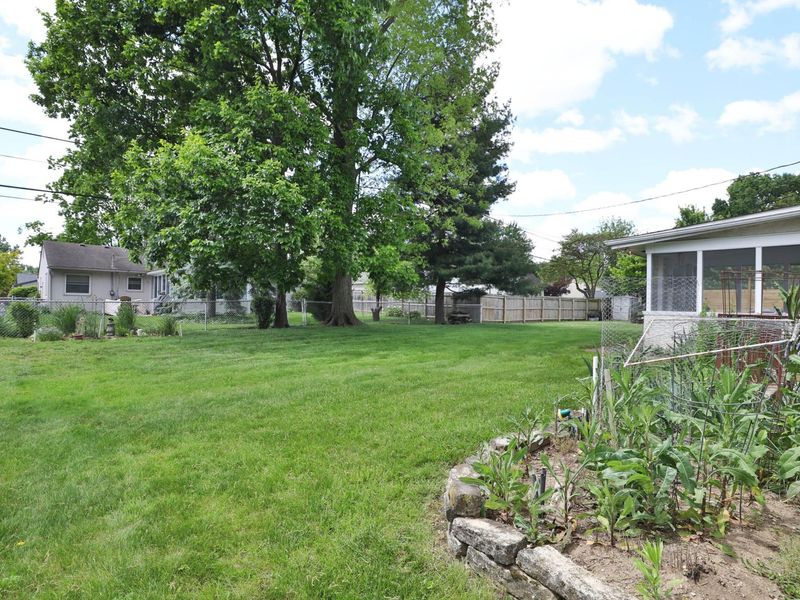 999 Brentford Drive, Columbus, OH 43220 Photo 40